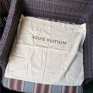 LOUIS VUITTON dust bag